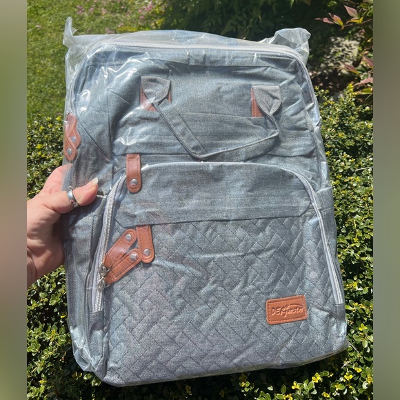 Portable Diaper Bag Backpack Multi-functional Still Sealed In Bag Unopened Grey - Picture 1 of 10